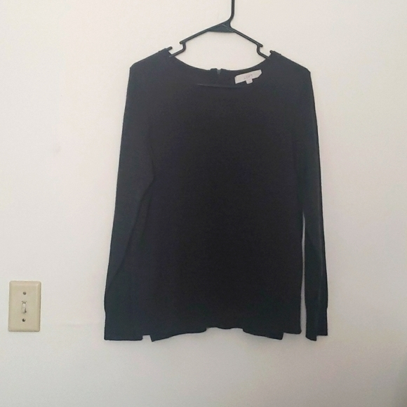 Large LOFT Sweater‎ - Picture 1 of 3